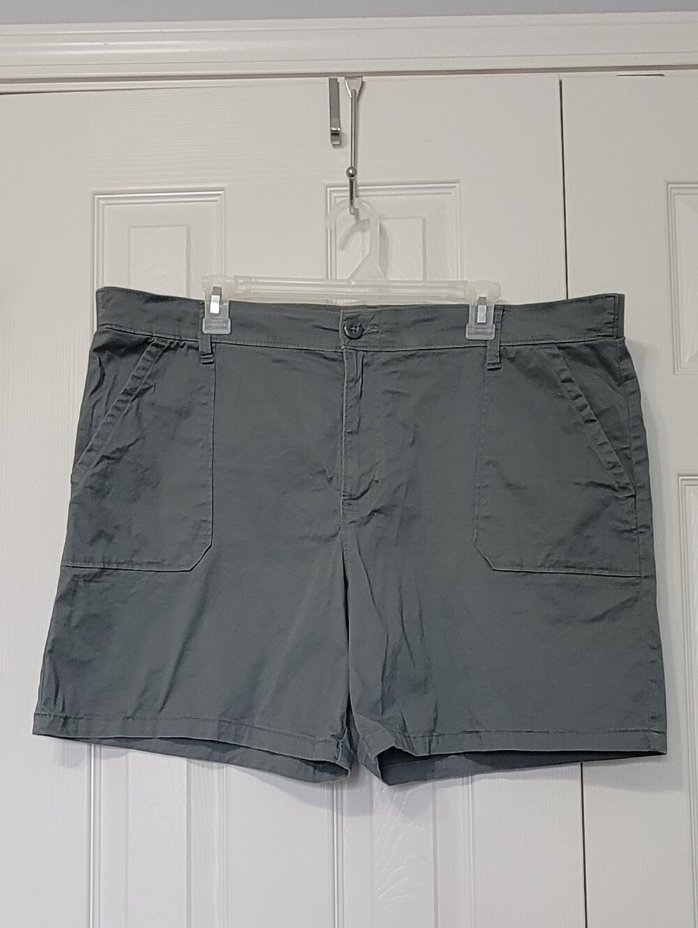 Lee Women's Shorts in Slate Gray
